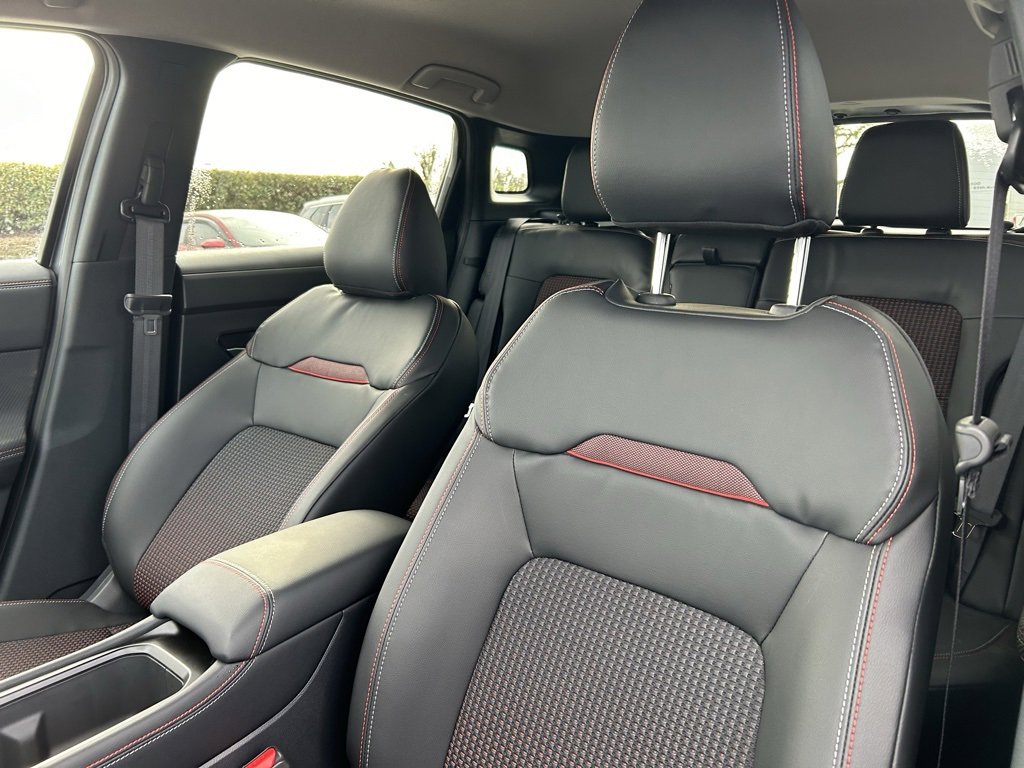 New 2025 Nissan Kicks SR w/ Illumination Package image 20