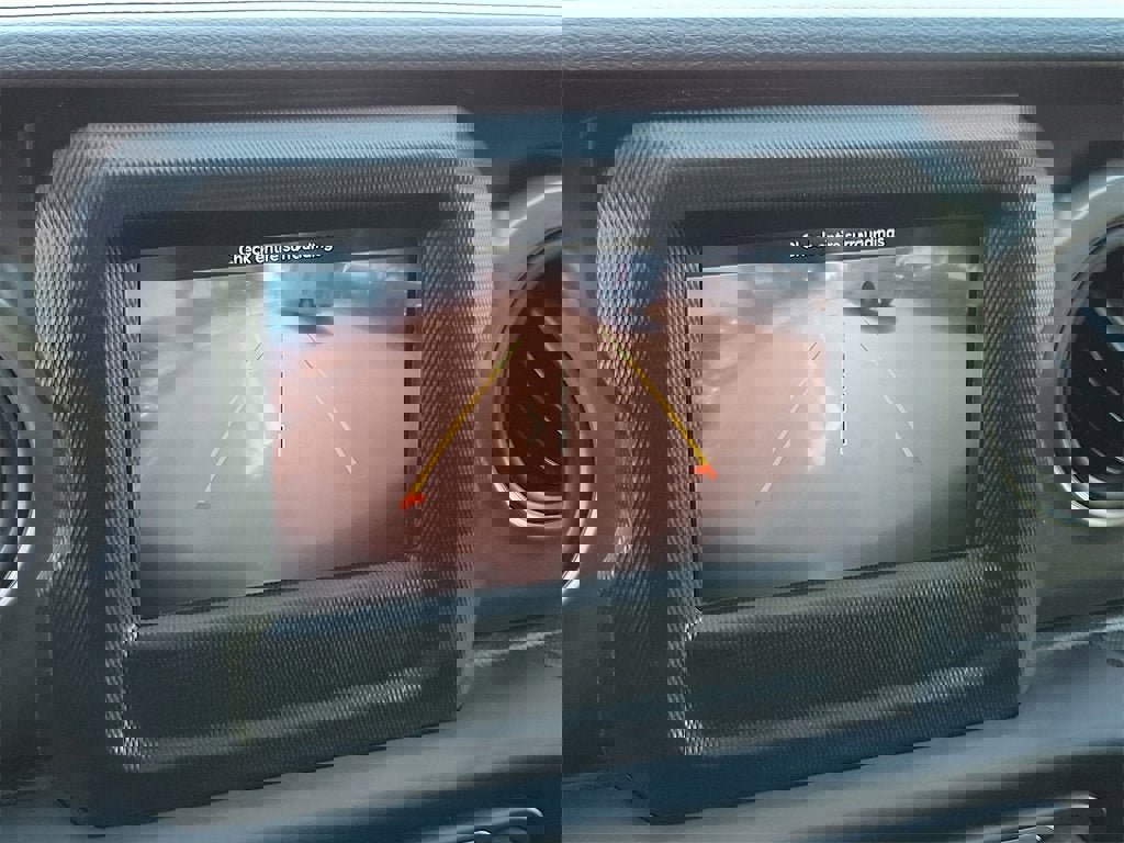 Used 2022 Jeep Wrangler Unlimited Sport image 10