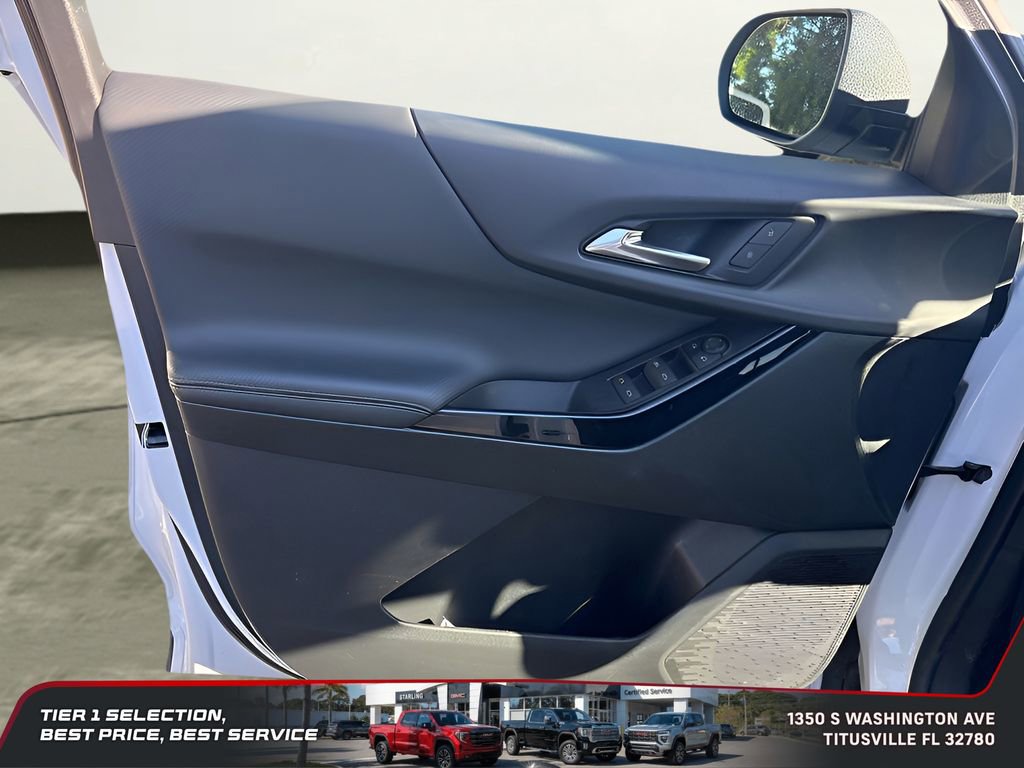 Used 2025 Chevrolet Equinox LT image 10