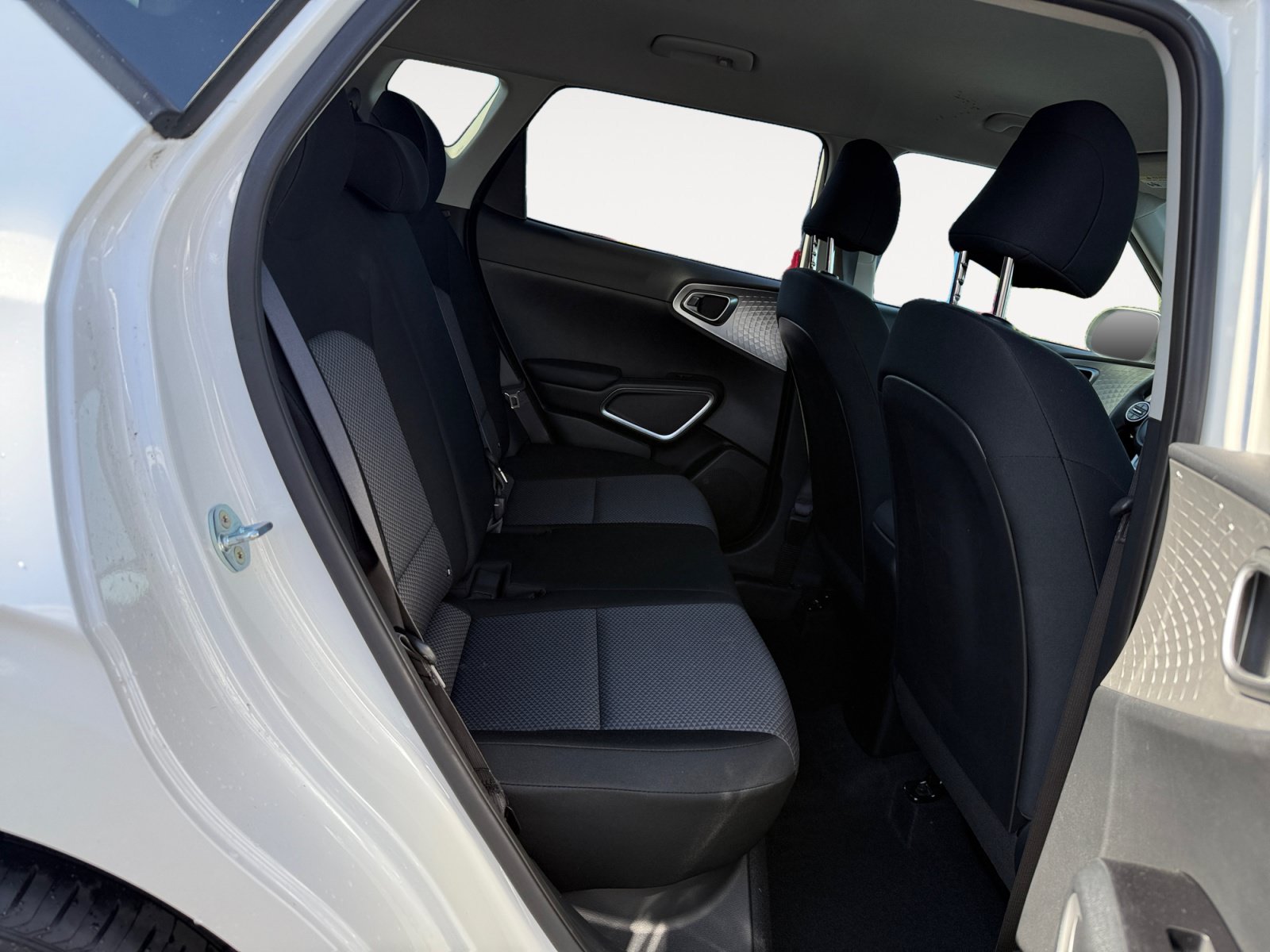 Certified 2023 Kia Soul LX FWD image 18