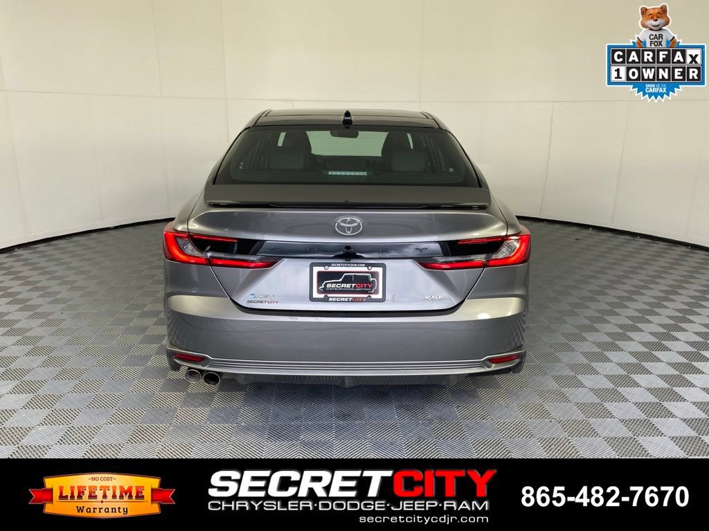Used 2025 Toyota Camry XSE FWD image 6