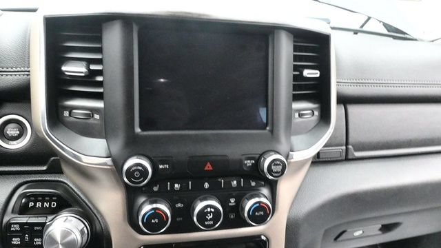 Used 2019 RAM 1500 Laramie AWD/4WD image 16