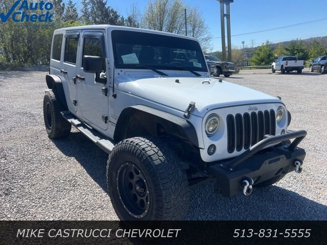 Used 2014 Jeep Wrangler Unlimited Sahara w/ Dual Top Group image 2