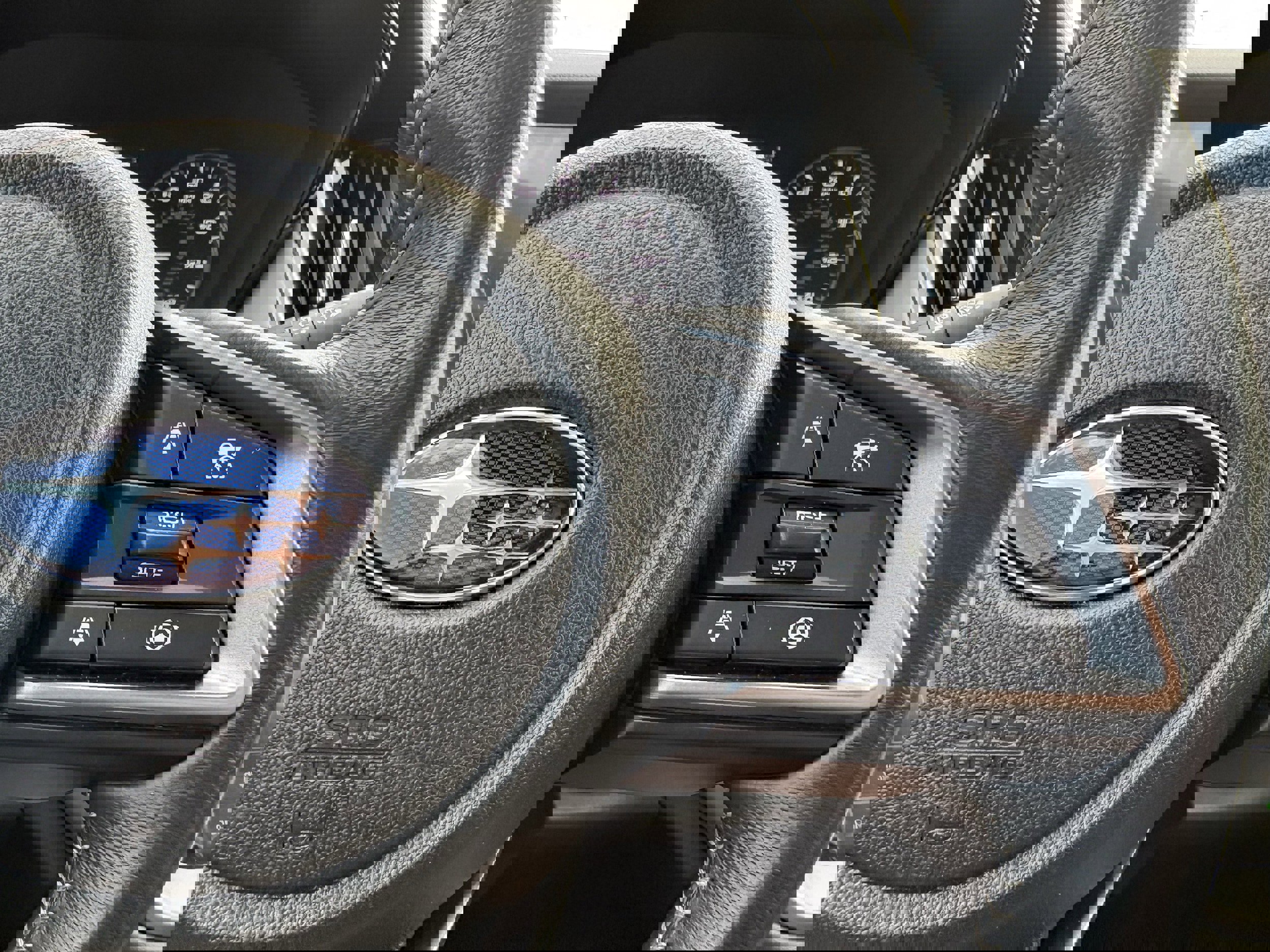 Used 2025 Subaru Outback Premium image 16