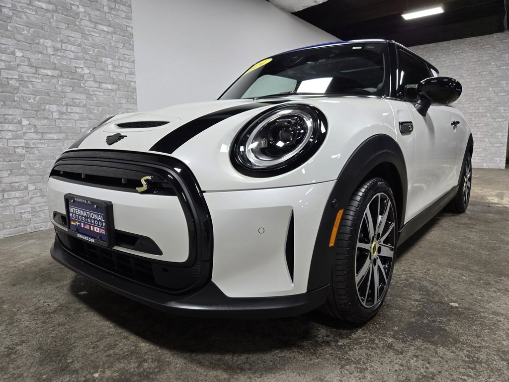 Used 2024 MINI Cooper SE image 5