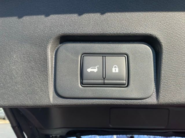 New 2026 Nissan Rogue SV image 10