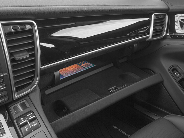 Used 2014 Porsche Panamera S RWD image 16