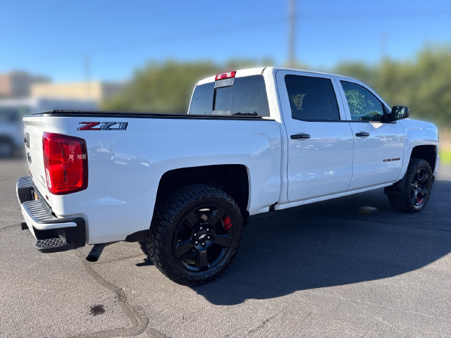 Used 2018 Chevrolet Silverado 1500 LTZ Z71 w/ Redline Edition AWD/4WD image 5