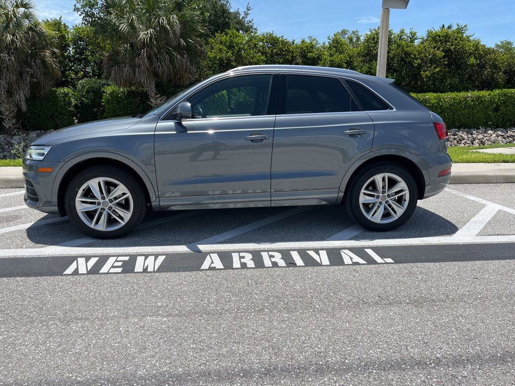Used 2016 Audi Q3 2.0T Premium Plus AWD/4WD image 2