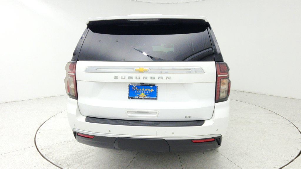 Certified 2022 Chevrolet Suburban LT w/ Luxury Package RWD image 6