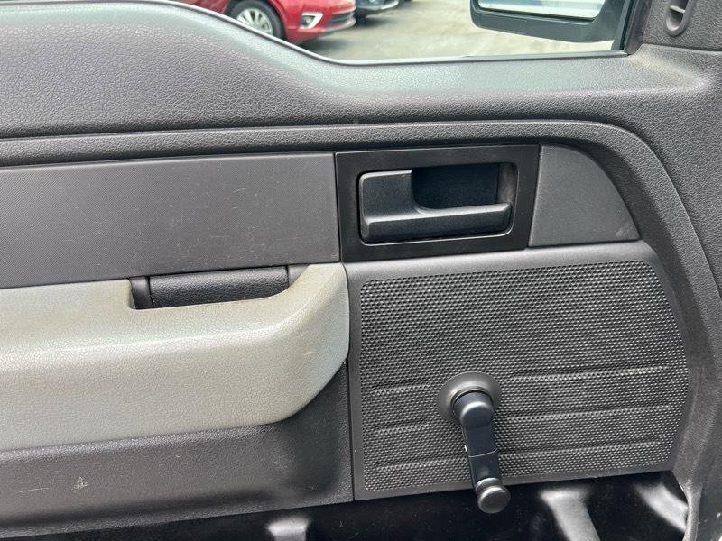 Used 2014 Ford F150 XL w/ Trailer Tow Package image 17