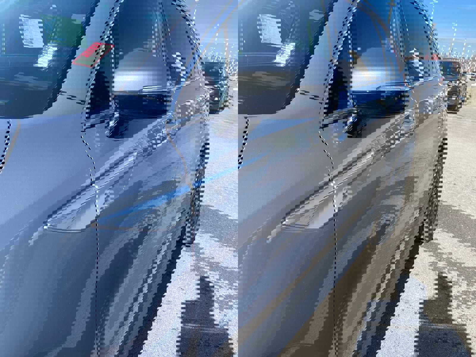 Used 2024 Kia Sorento S image 5