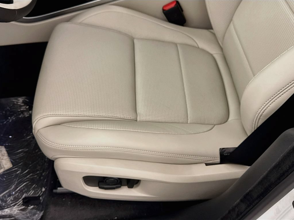 New 2026 Jaguar F-PACE R-Dynamic S AWD/4WD image 20