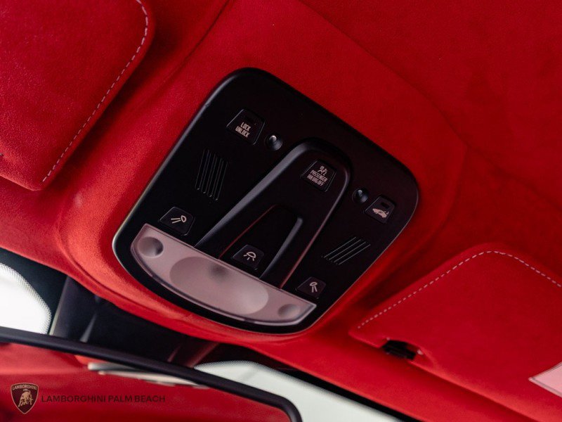 Used 2015 Ferrari 458 Speciale Coupe image 32