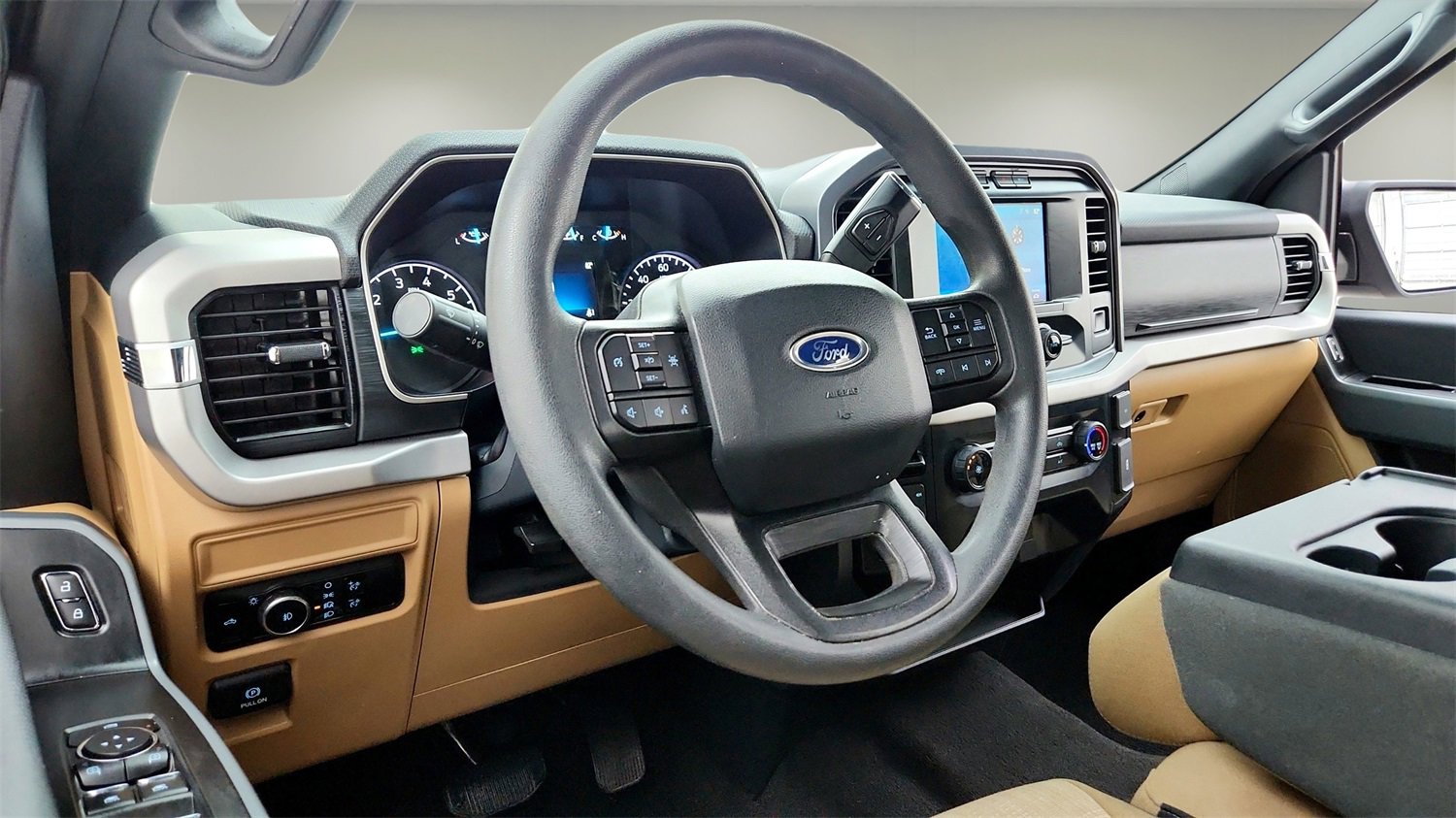 Used 2023 Ford F150 XLT image 13