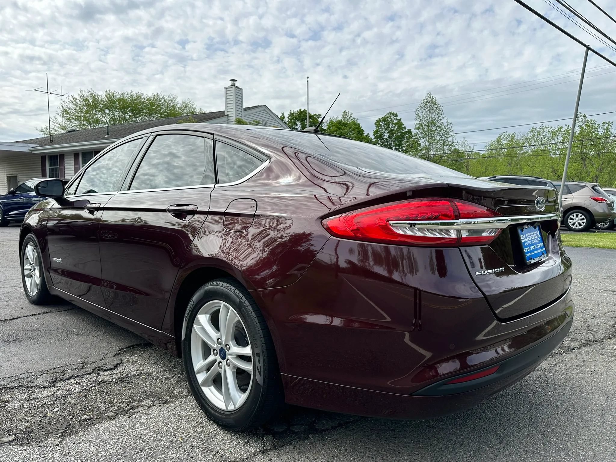 Used 2018 Ford Fusion SE FWD image 4