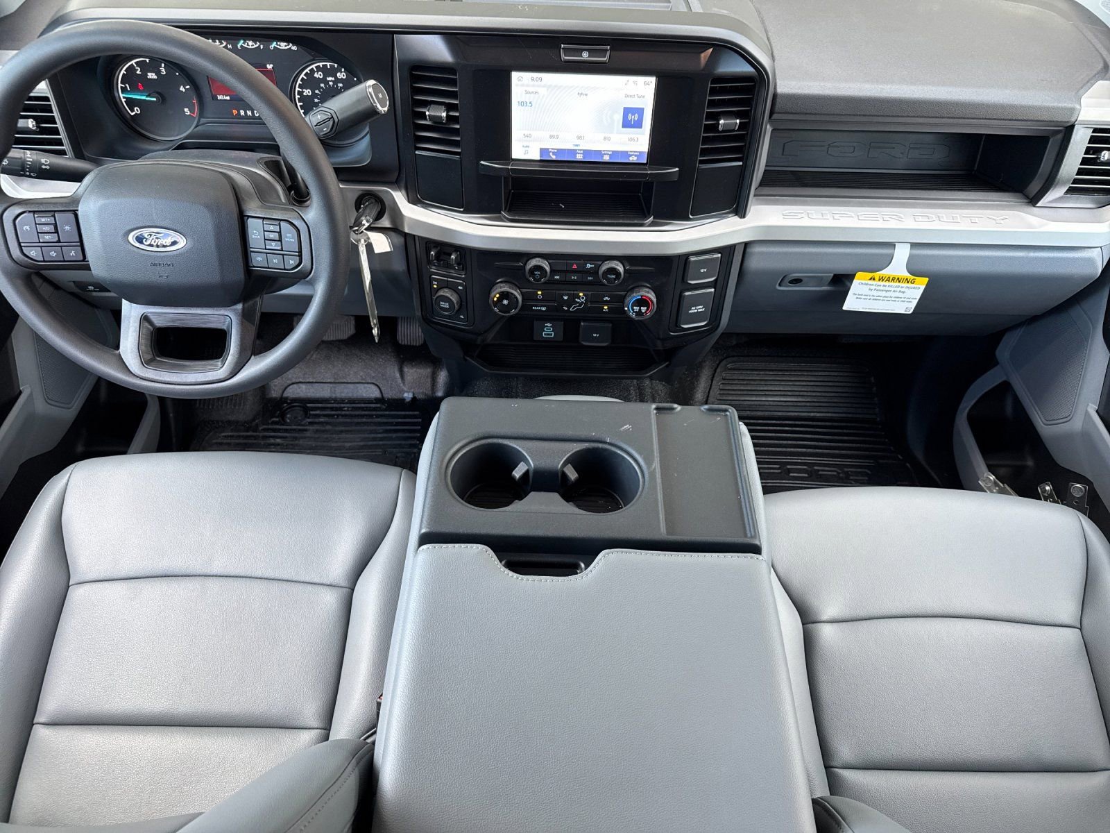 New 2025 Ford F550 4x4 SuperCab Super Duty image 13