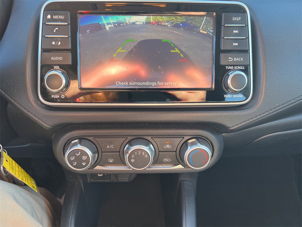 Used 2022 Nissan Versa S image 48