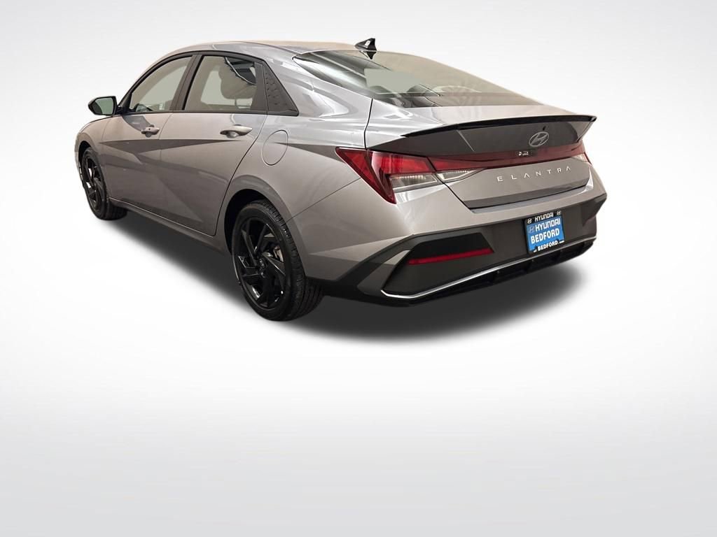 Certified 2026 Hyundai Elantra Sport FWD image 8