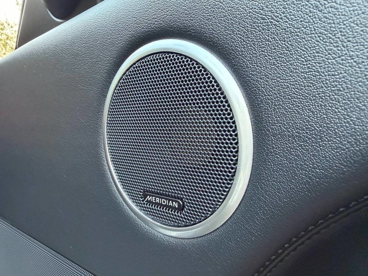 Used 2014 Land Rover Range Rover Long Wheelbase Supercharged image 30