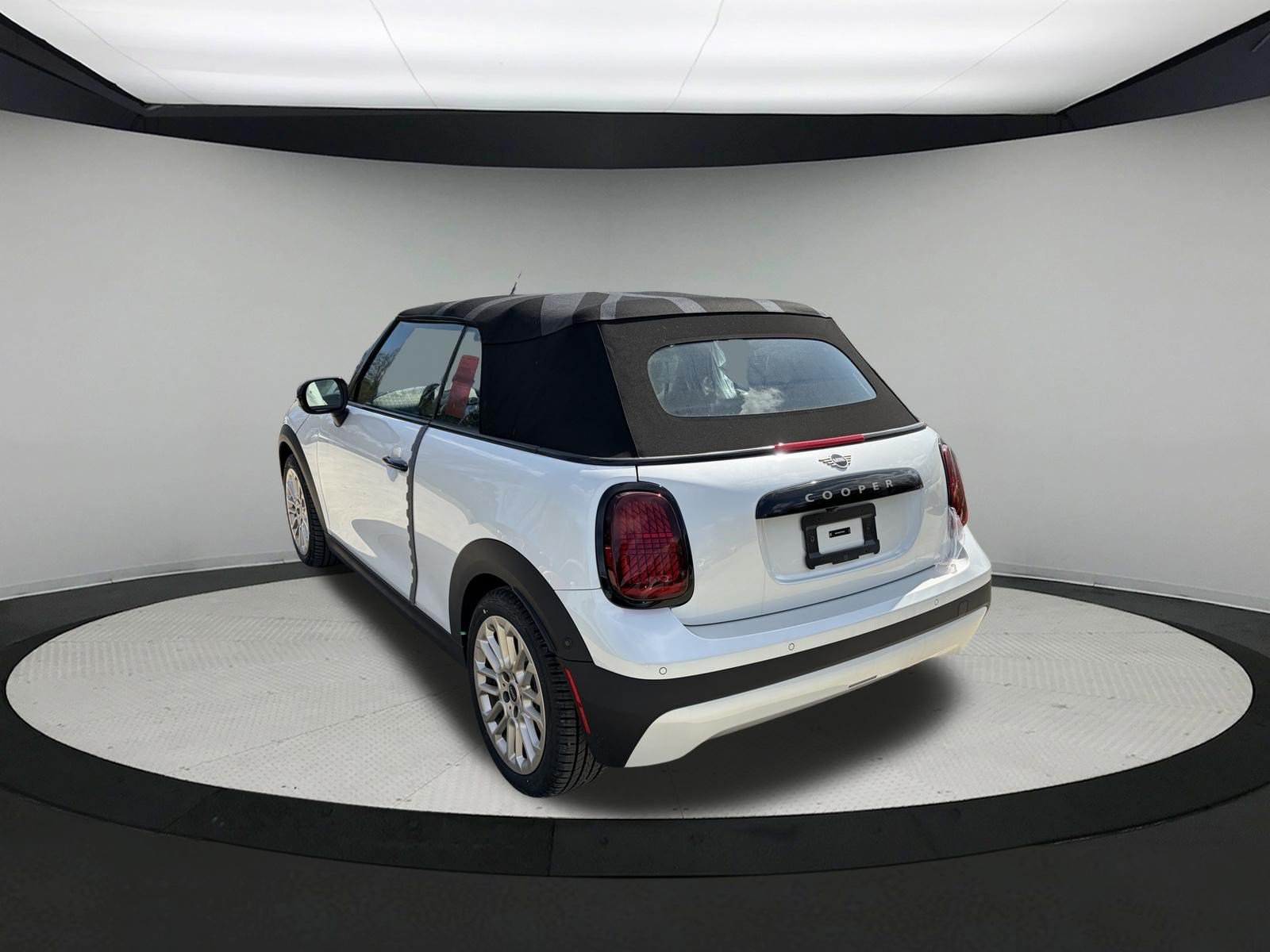 Used 2026 MINI Cooper Convertible FWD image 10