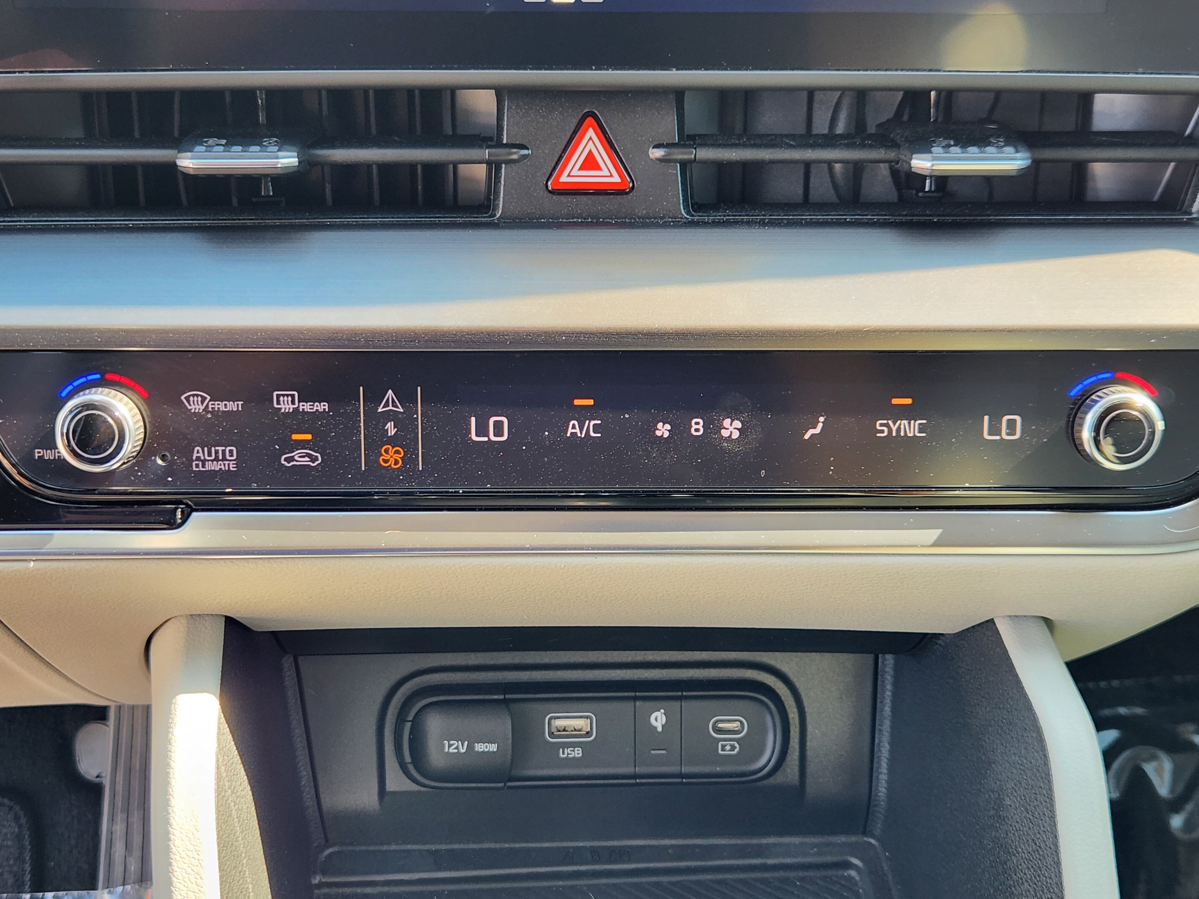 Used 2023 Kia Sportage EX FWD image 21