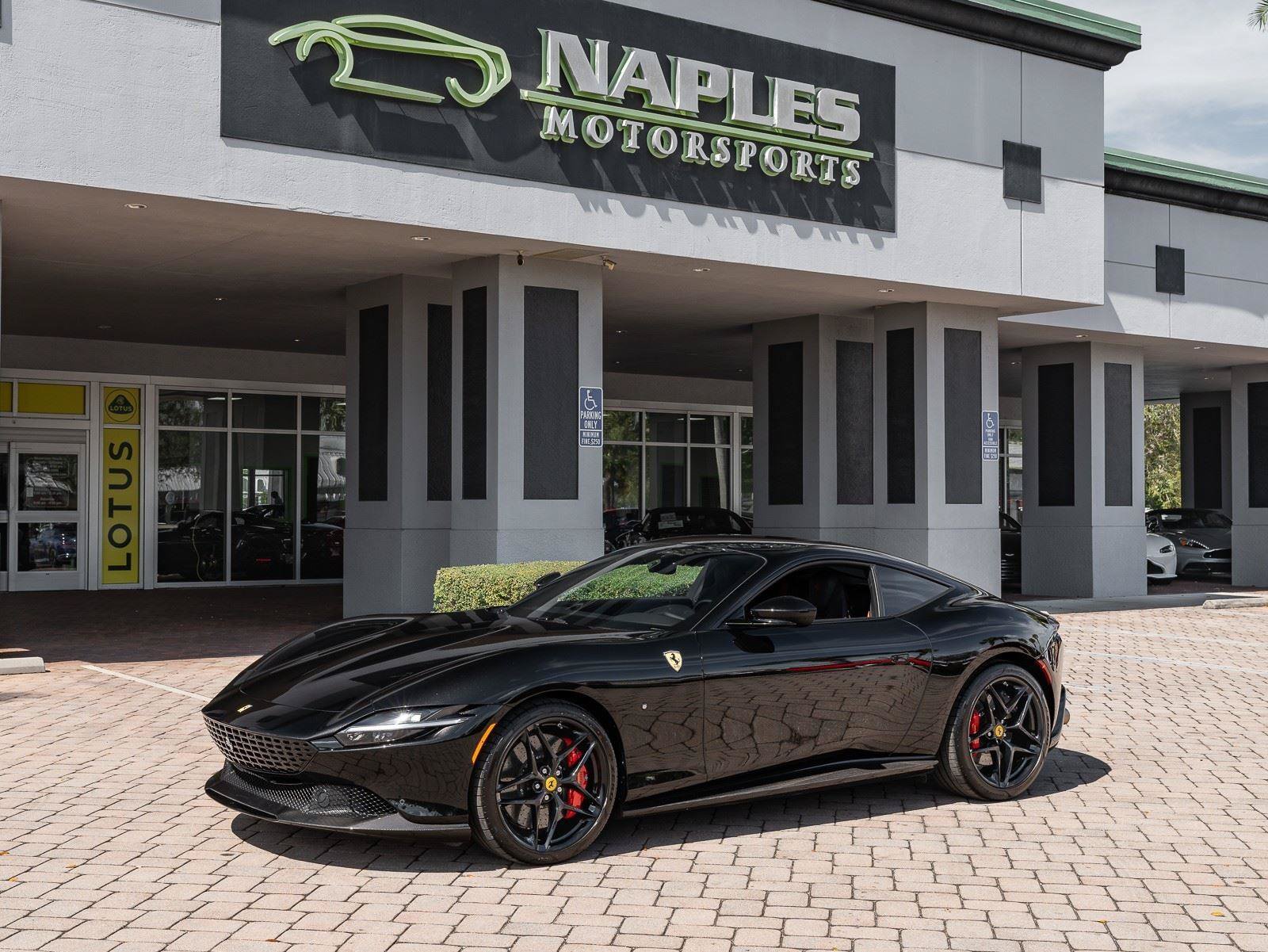 Used 2023 Ferrari Roma RWD image 26
