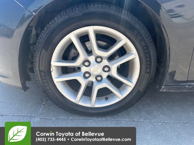 Used 2015 Chevrolet Malibu LT w/ Power Convenience Package FWD image 26