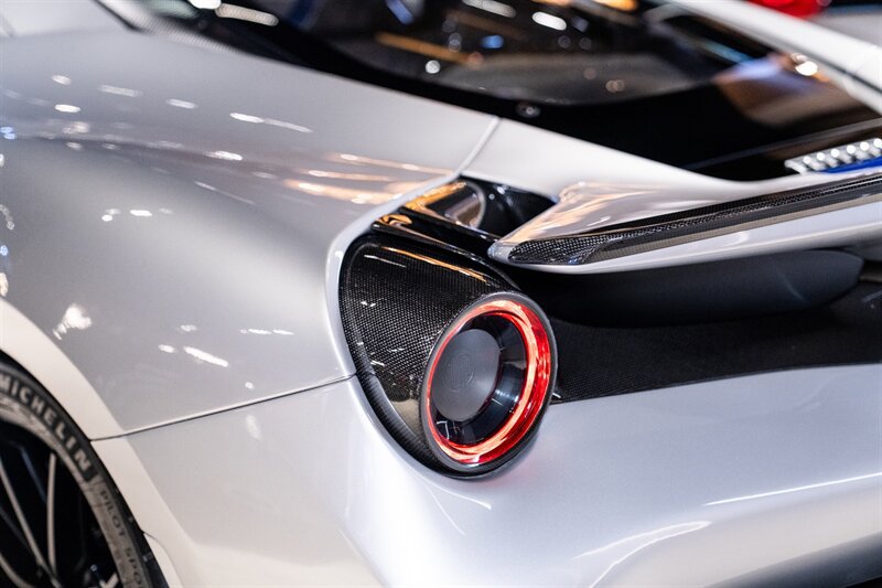 Used 2020 Ferrari 488 Pista Coupe RWD image 22
