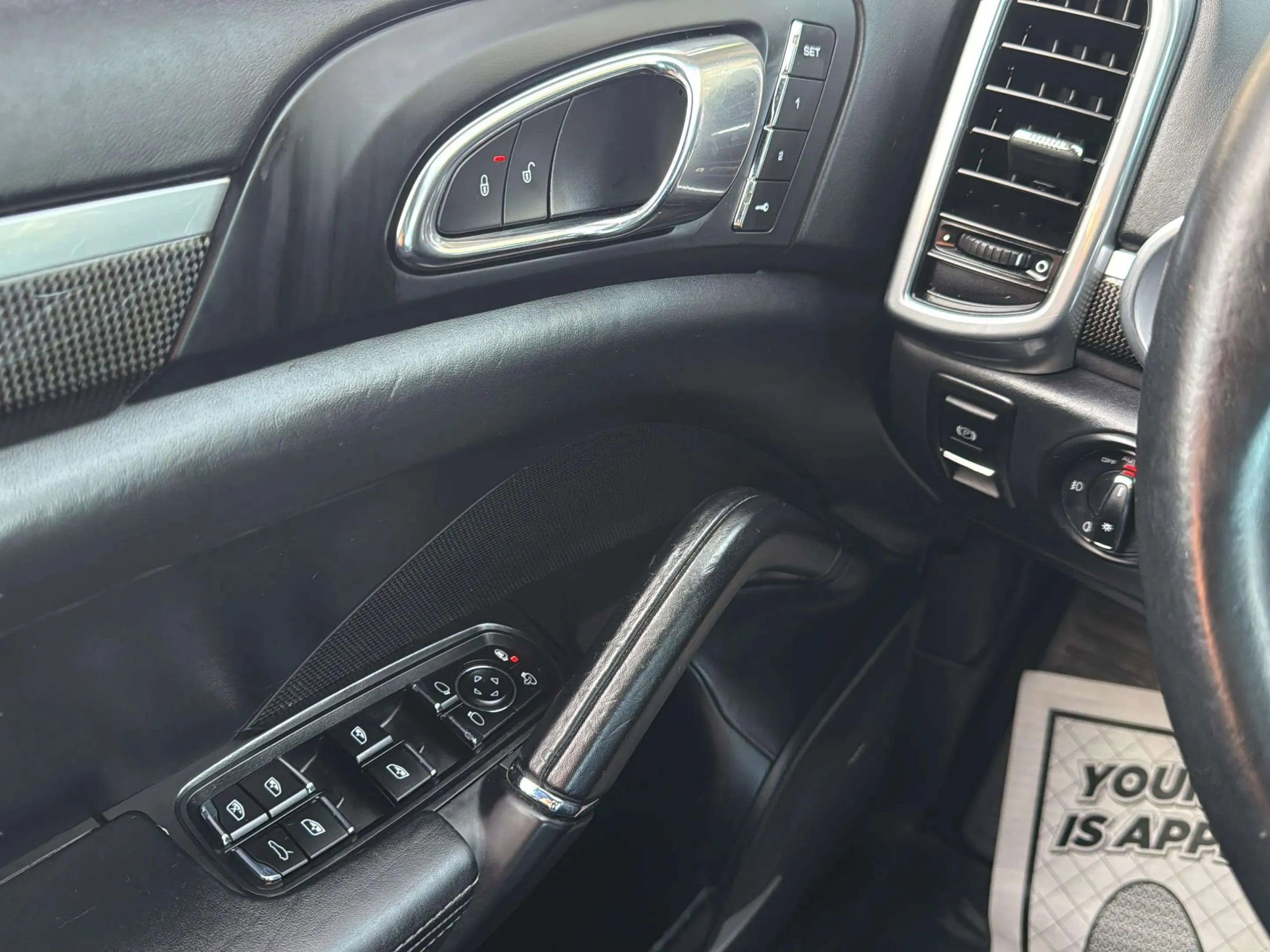 Used 2016 Porsche Cayenne GTS w/ Premium Package Plus image 27