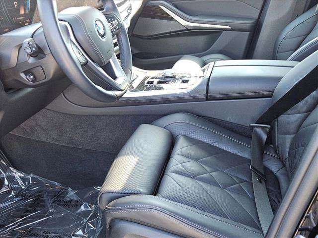 Used 2024 BMW X5 xDrive50e w/ Premium Package AWD/4WD image 17