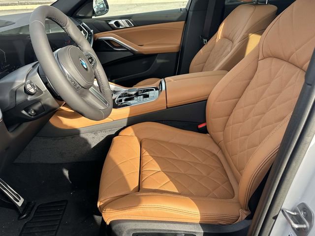 New 2026 BMW X6 xDrive40i w/ Climate Comfort Package image 14
