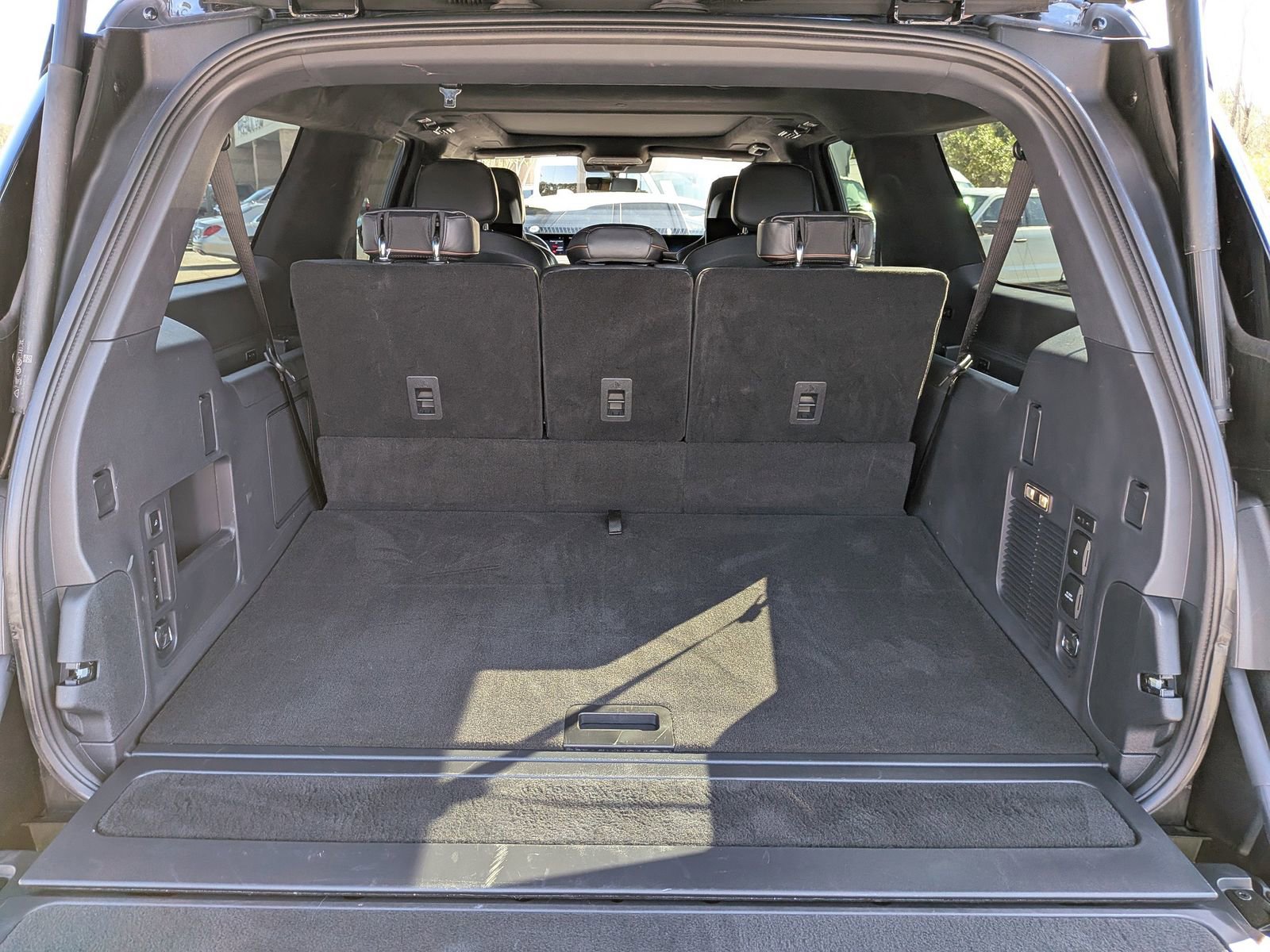 Used 2025 Lincoln Navigator L Black Label image 14