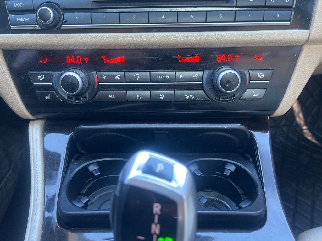 Used 2011 BMW 528i Sedan RWD image 29