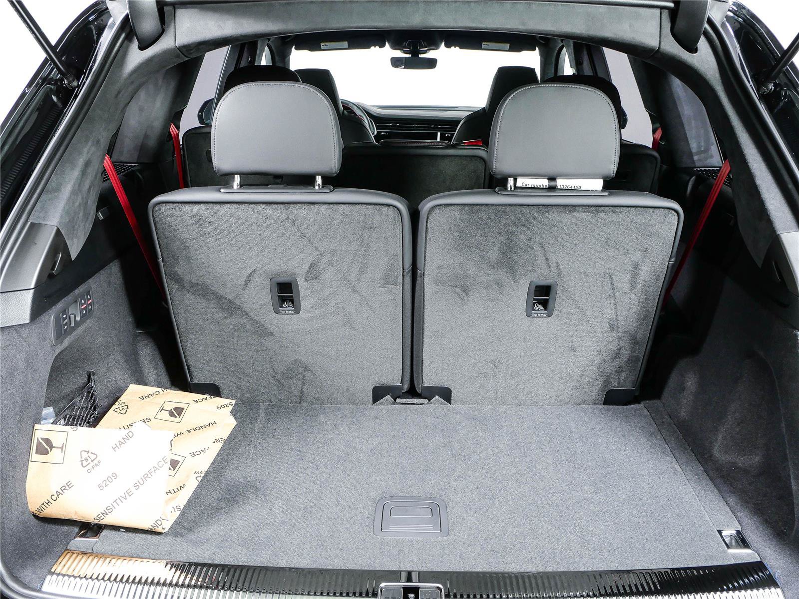New 2026 Audi SQ7 Prestige AWD/4WD image 35