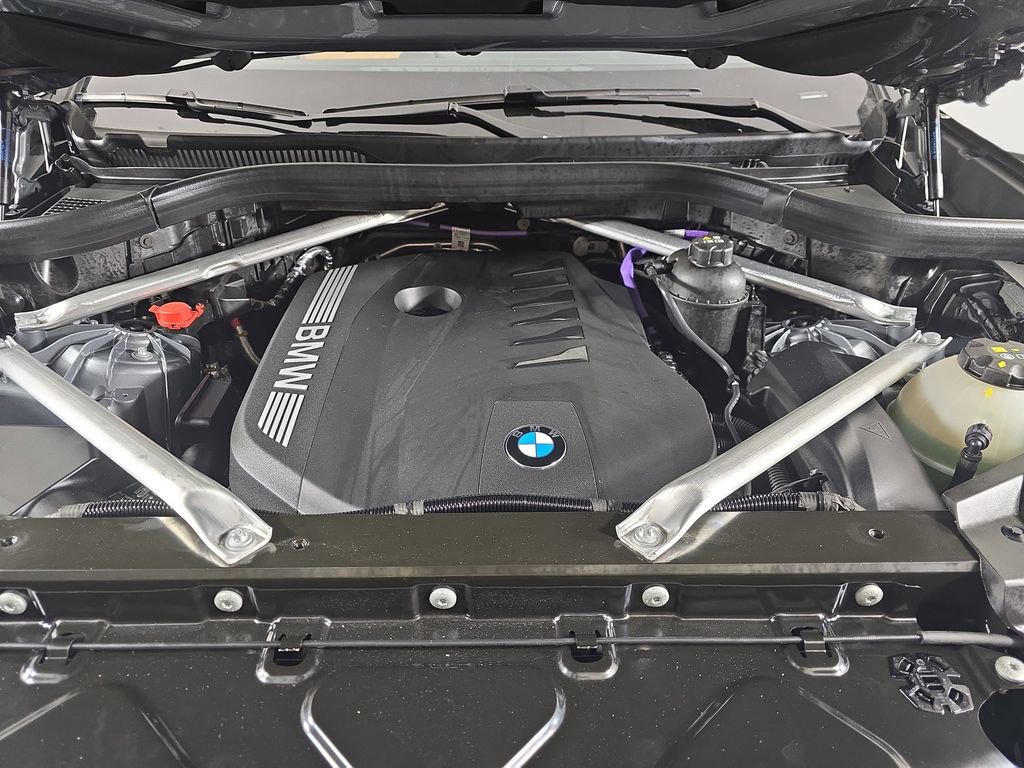 Used 2026 BMW X5 xDrive40i w/ Climate Comfort Package image 35