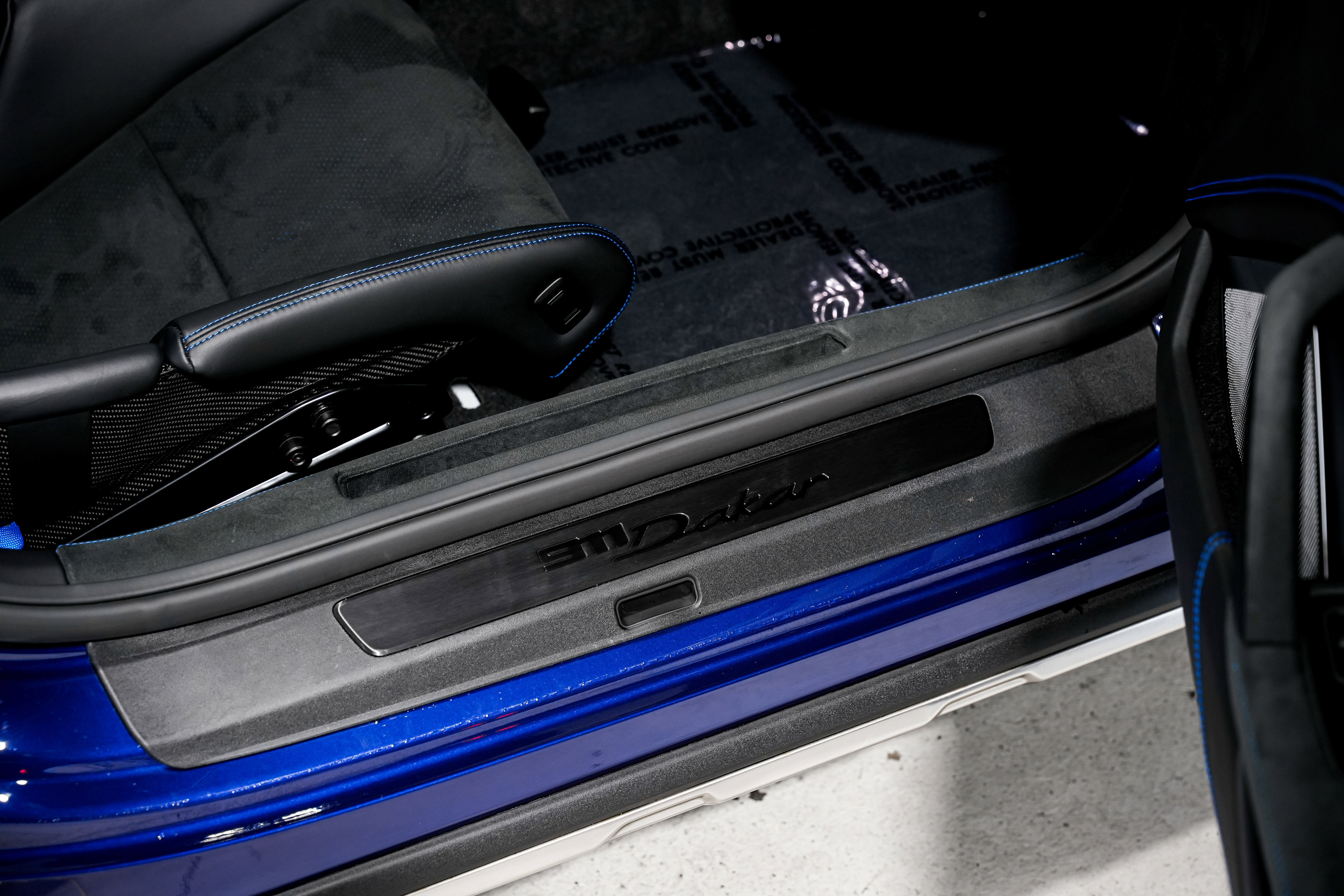 Used 2024 Porsche 911 Dakar image 32