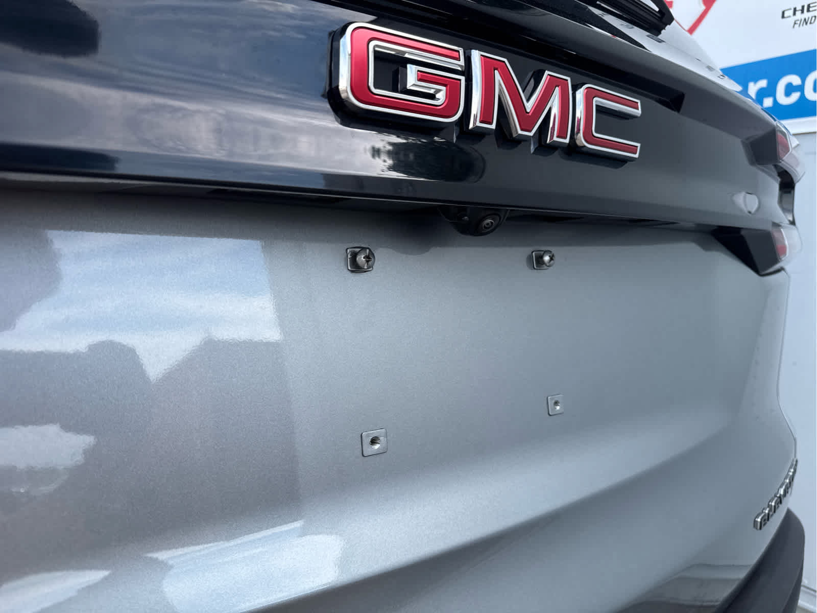 Used 2025 GMC Acadia Elevation FWD image 19