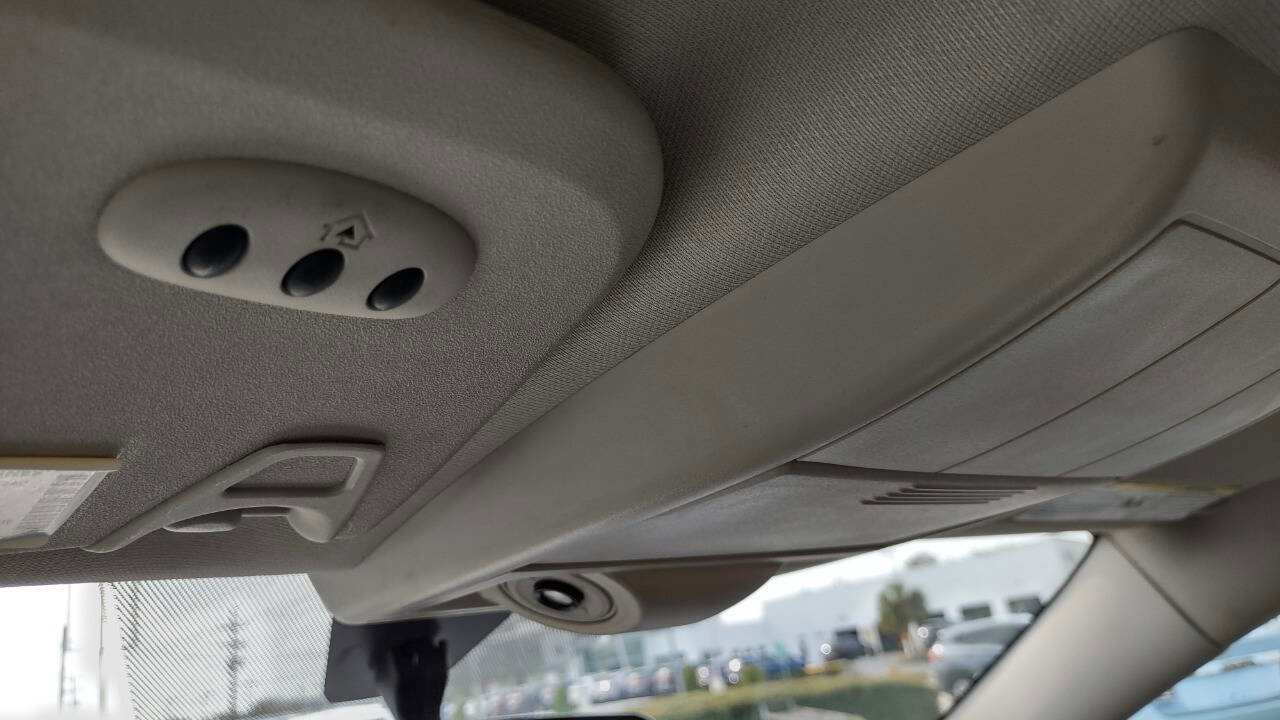 Used 2011 Dodge Journey Mainstreet w/ Popular Equipment Group image 24