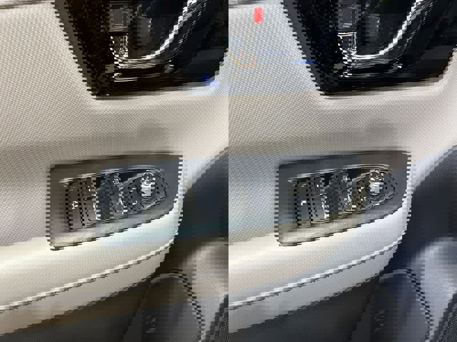 Used 2025 Subaru Forester Limited AWD/4WD image 14