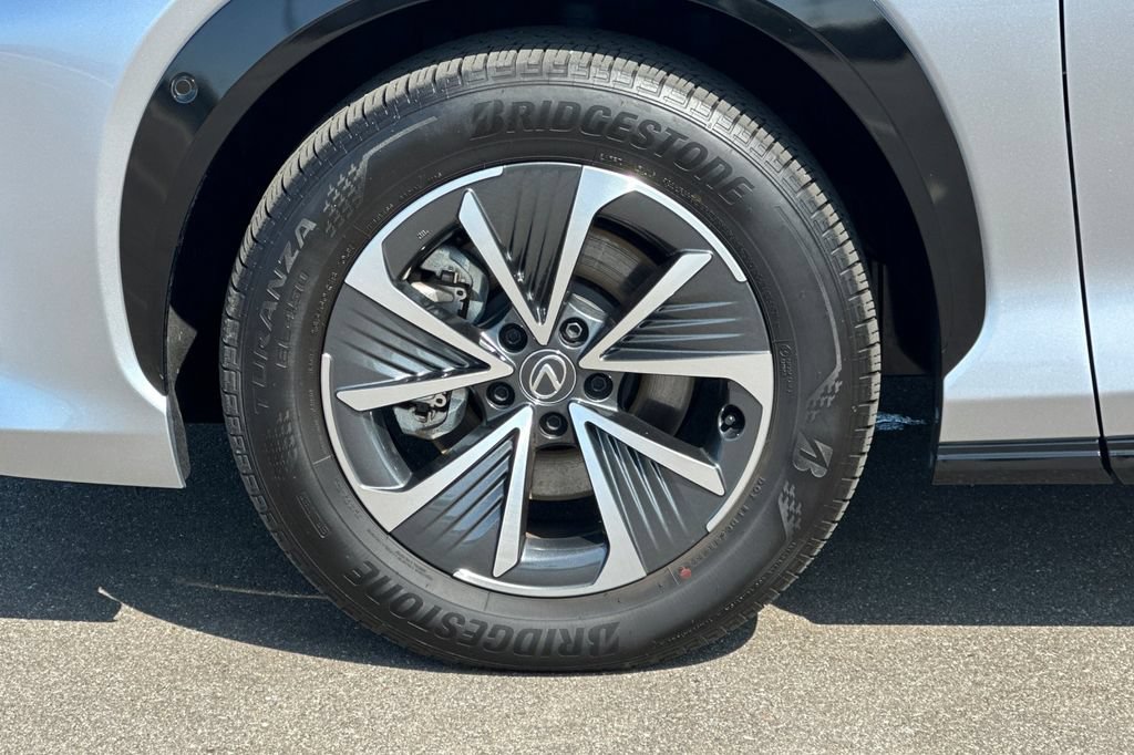 Used 2023 Lexus RZ 450e Premium w/ Technology Package AWD/4WD image 25