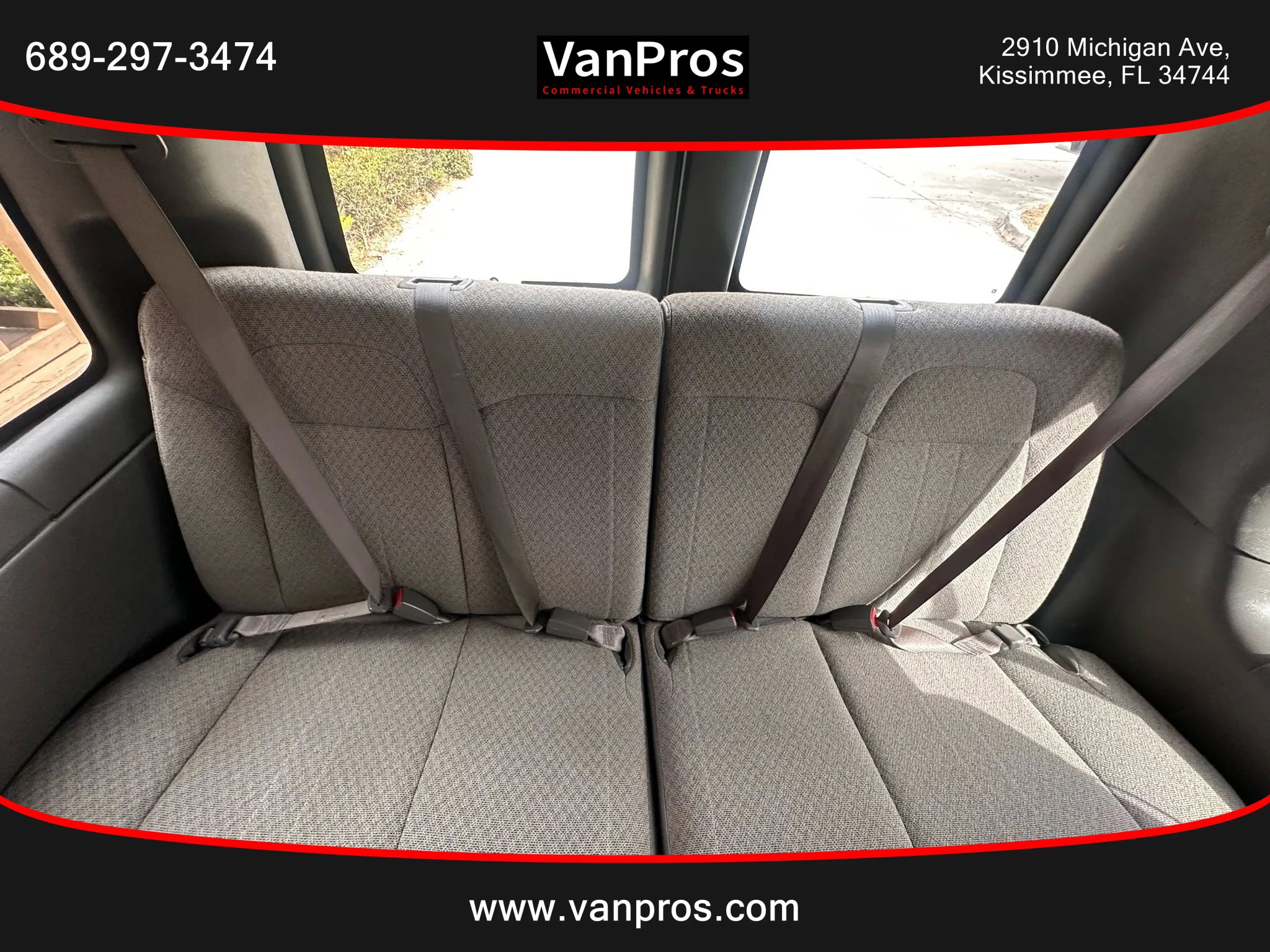 Used 2018 Chevrolet Express 3500 LT w/ LT Preferred Equipment Group RWD image 16