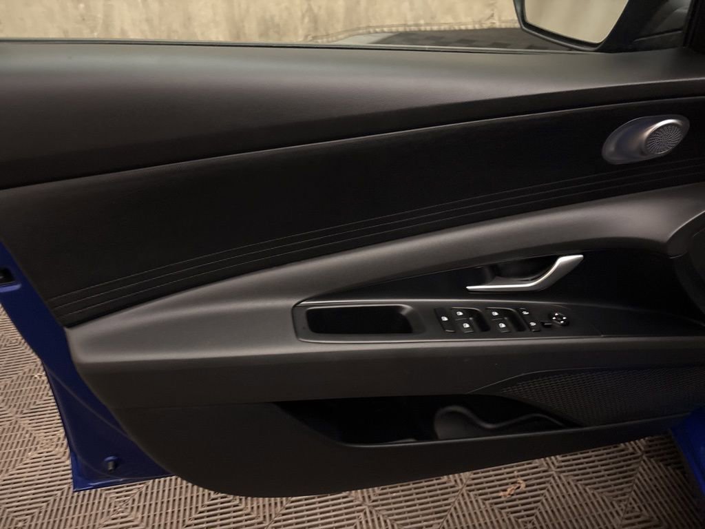 Certified 2026 Hyundai Elantra SE image 11