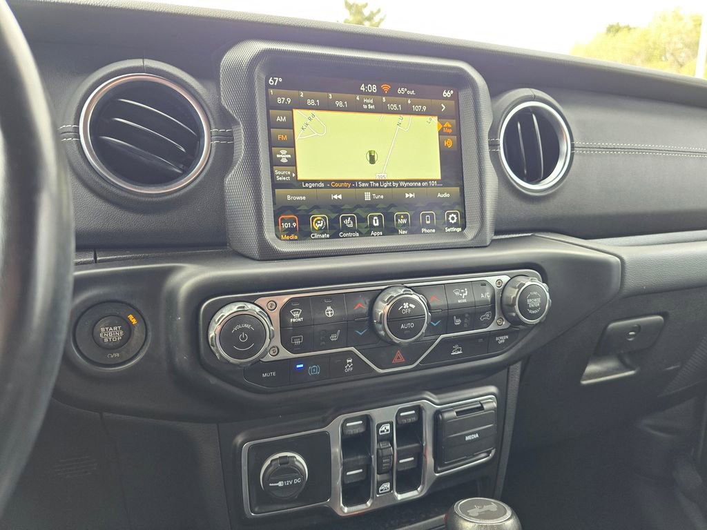 Used 2021 Jeep Wrangler Unlimited Sahara w/ Cold Weather Group AWD/4WD image 22