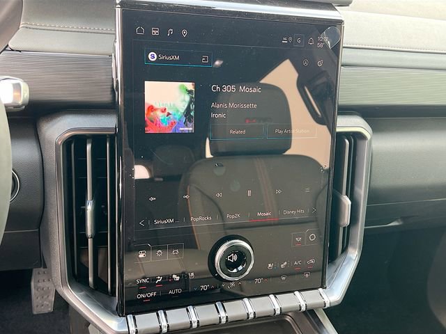 New 2026 GMC Acadia AT4 w/ Luxury Package image 10