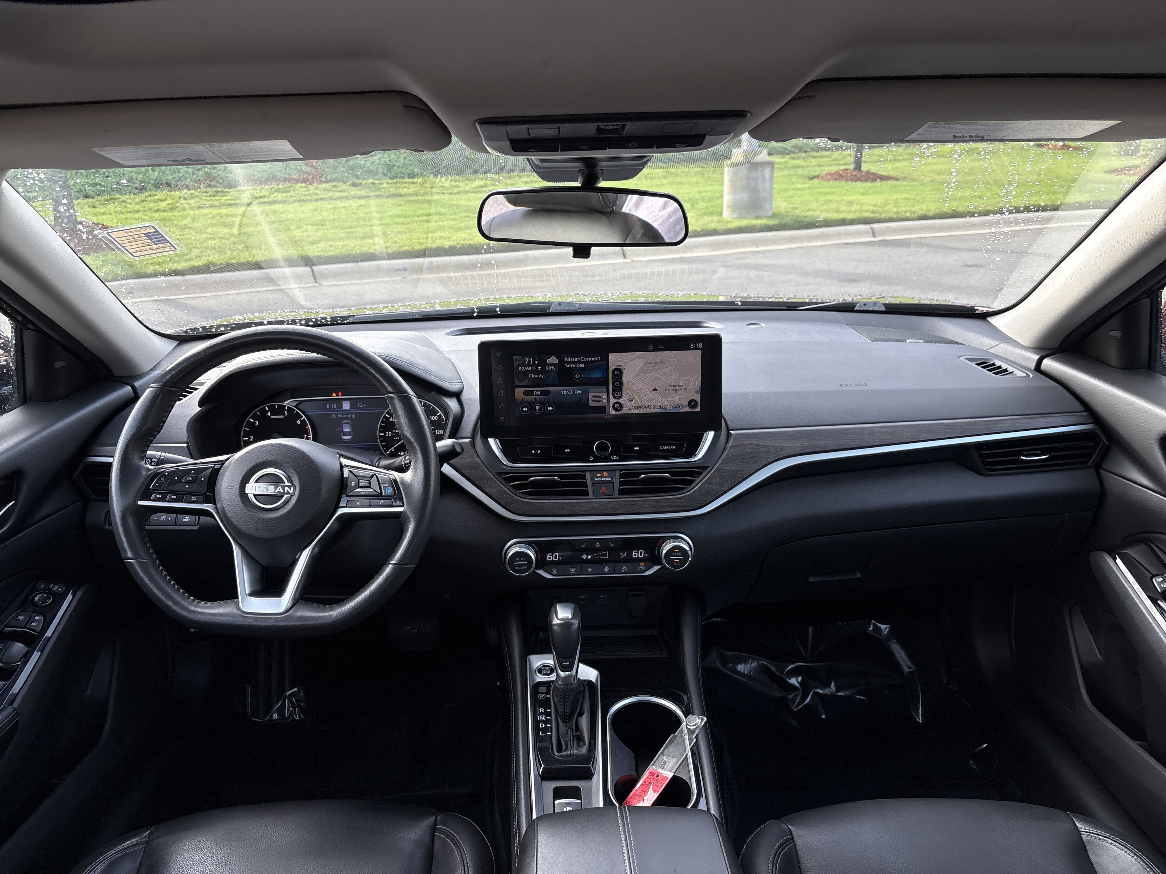 Used 2024 Nissan Altima 2.5 SL FWD image 21