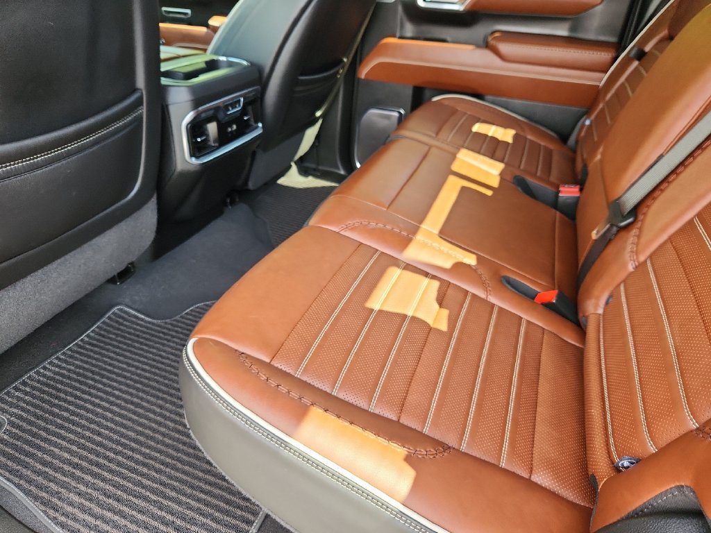 Used 2024 GMC Sierra 1500 Denali Ultimate AWD/4WD image 10