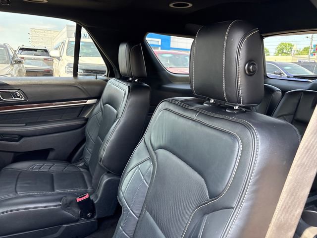 Used 2018 Ford Explorer Platinum AWD/4WD image 22