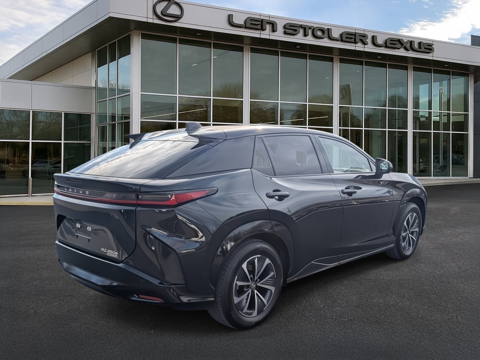 Certified 2025 Lexus RZ 450e image 3