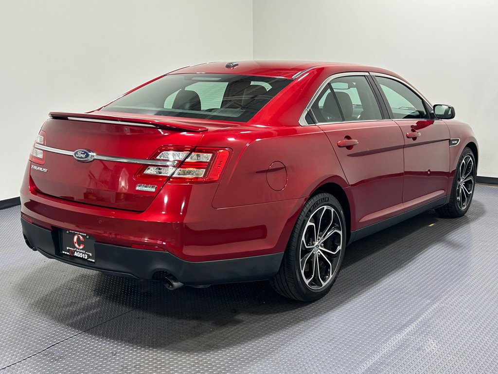 Used 2013 Ford Taurus SHO image 5